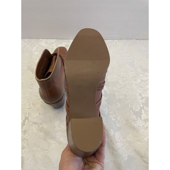 Bernardo Felicity Brown Leather Boots Stacked Heal Size 8.5 M Slip On Comfort - Picture 8 of 16